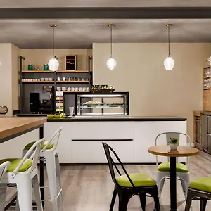 Hotel Super 8 By Wyndham Mitte, Hamburg-Harburg