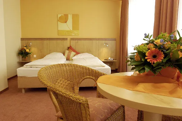 Hotel Imperial Hamburg 3*,